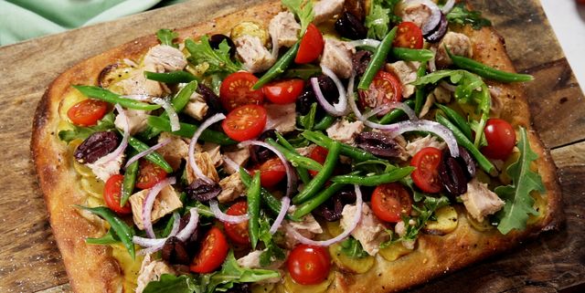 Tuna Nicoise Pizza