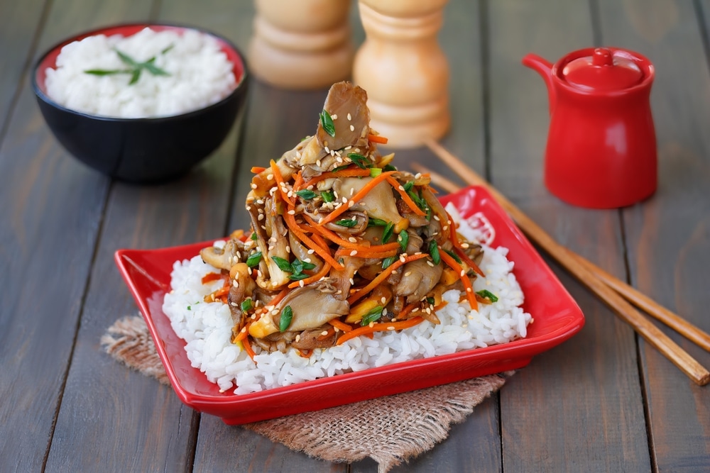 Oyster Mushrooms Stir Fry Quickly Sautéed Oyster Mushrooms With Carrot