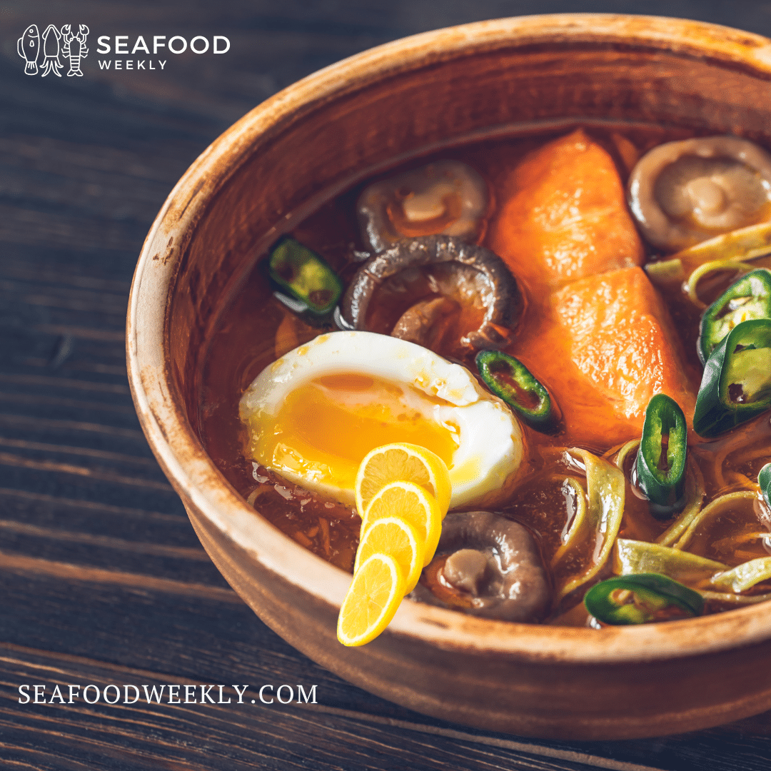 Salmon and Wakame Ramen