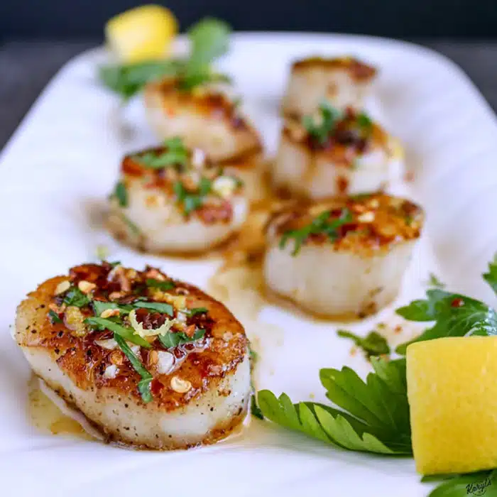 Scallops in Garlic Butter Sauce with lemona and corriandar